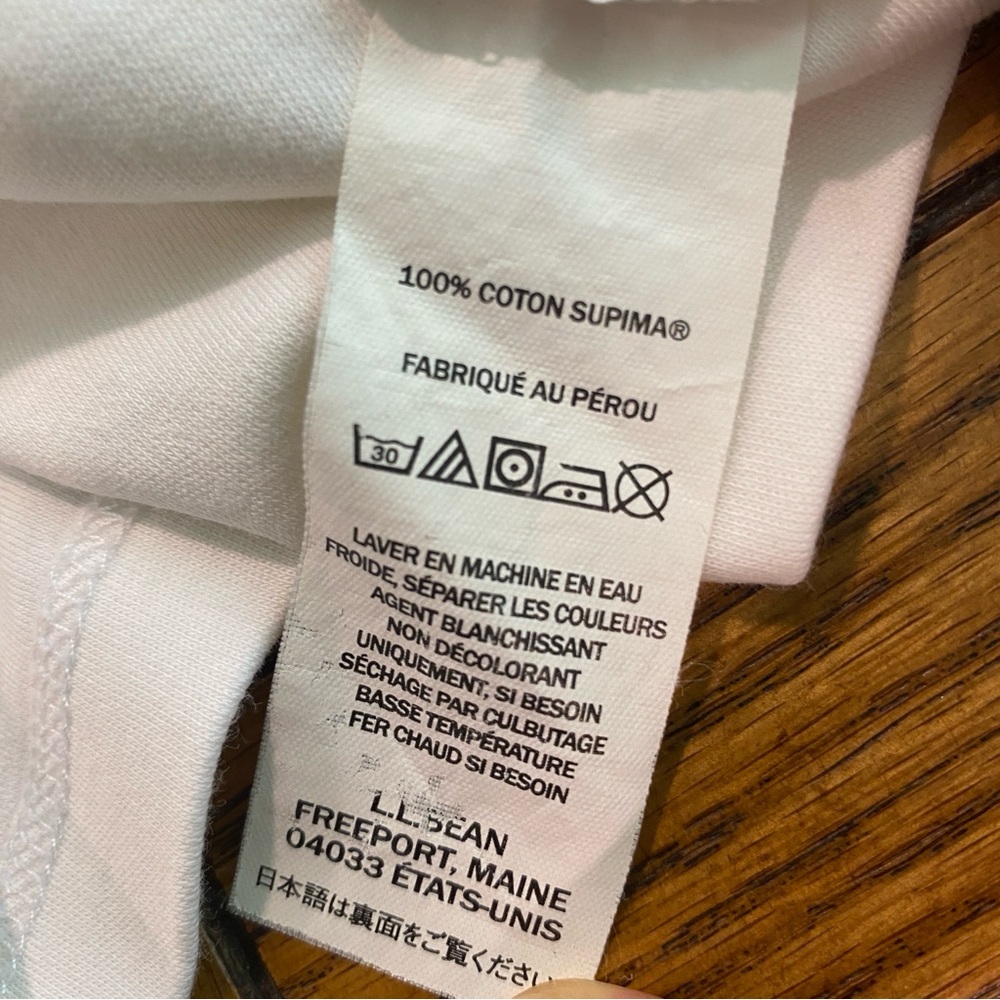 L.L. Bean supima cotton short sleeve v-neck white tee - Picture 4 of 8